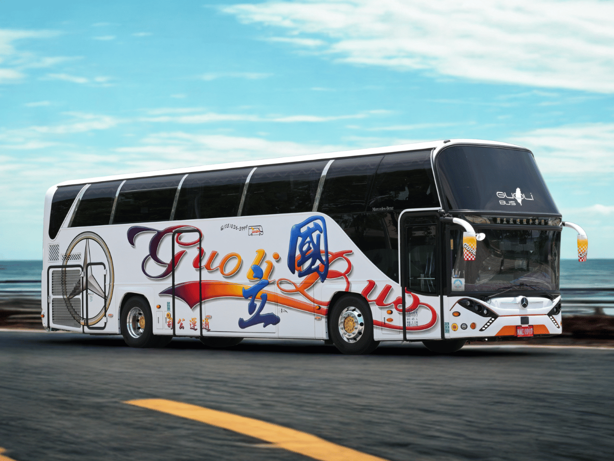 Read more about the article 【Event Charter Choice】 New Mercedes Coach — Guoli Travel & Car Rental.
